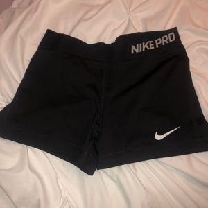 Nike Pro